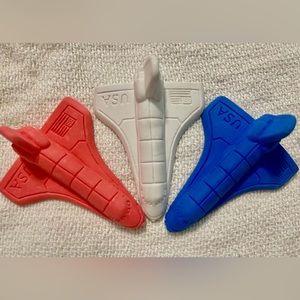 Vintage 1991 Space Shuttle Eraser set. *NEW* NASA Discovery USA